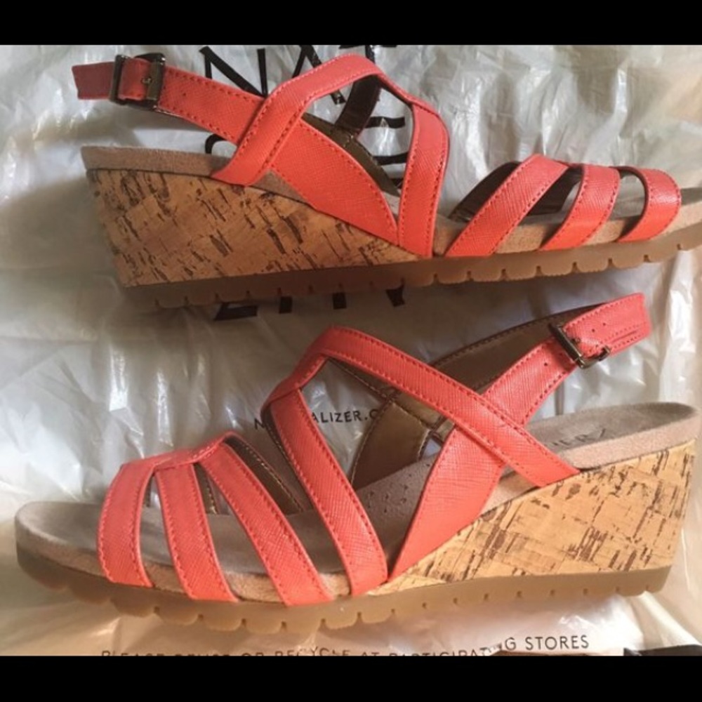 Naturalizer wedges/ sandals